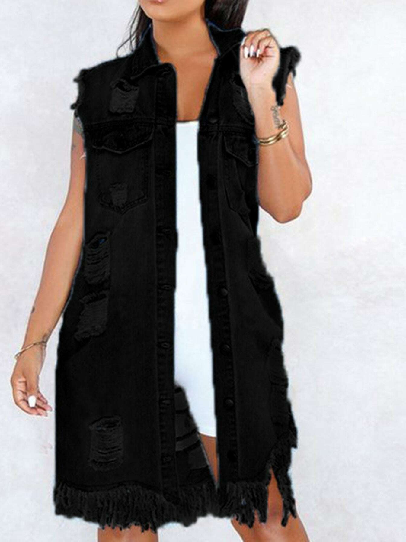 1667915166775-7089de36f7bc4f97b3f1b46e773b9f4c-goods