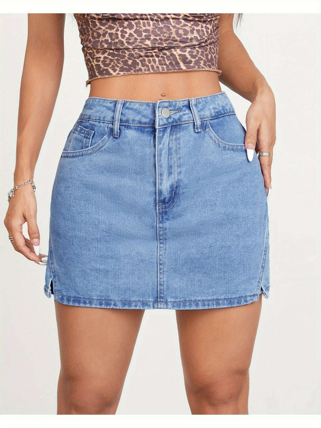 18e449065f3048f188888e96dd174c48-goods