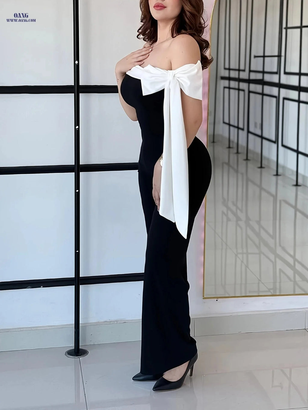 6091 Elegant Color Block Off-Shoulder Jumpsuit - Sleeveless Fashion   OAXG Black / S