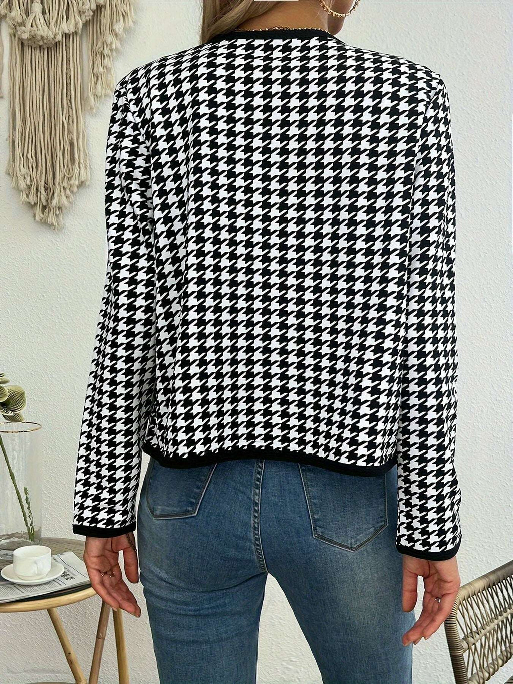 60c3fd6c-0686-4cdf-b54c-10b66666fbaf