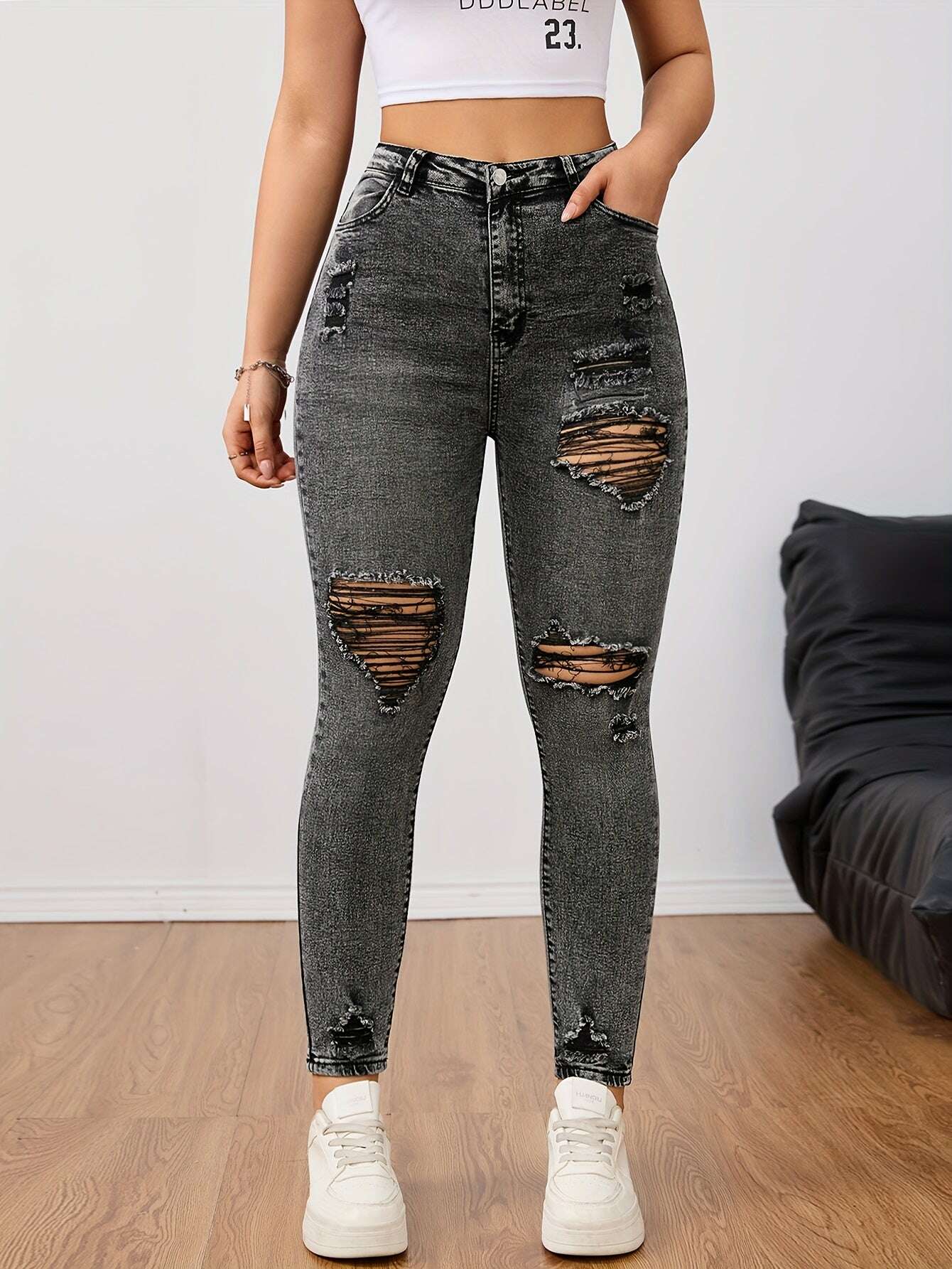 72d8acbf-c2f6-4c2b-9c85-f89c5a649827