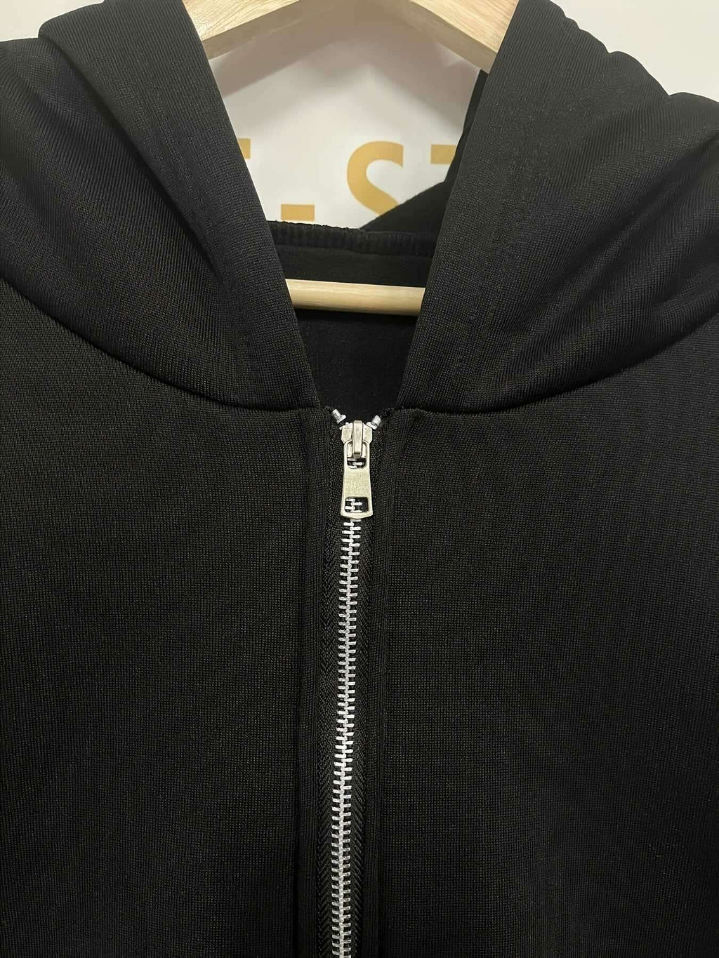 9754a695-6dab-4707-9cf7-7cb404011525