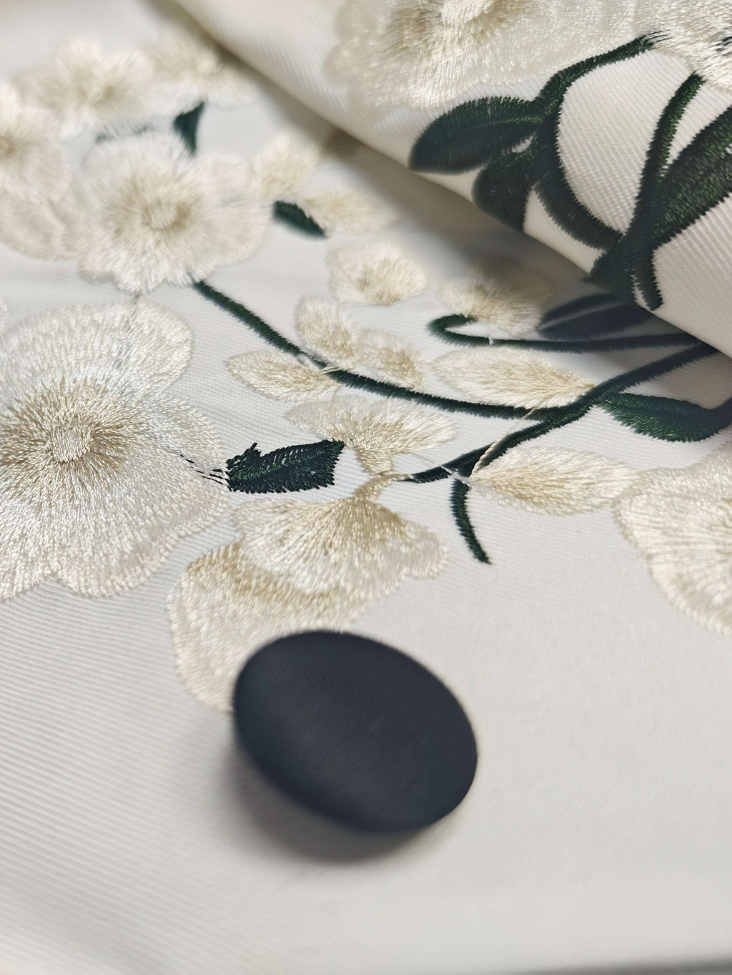 aaad5593-3c34-4fdd-a85d-c4a0dd415d22