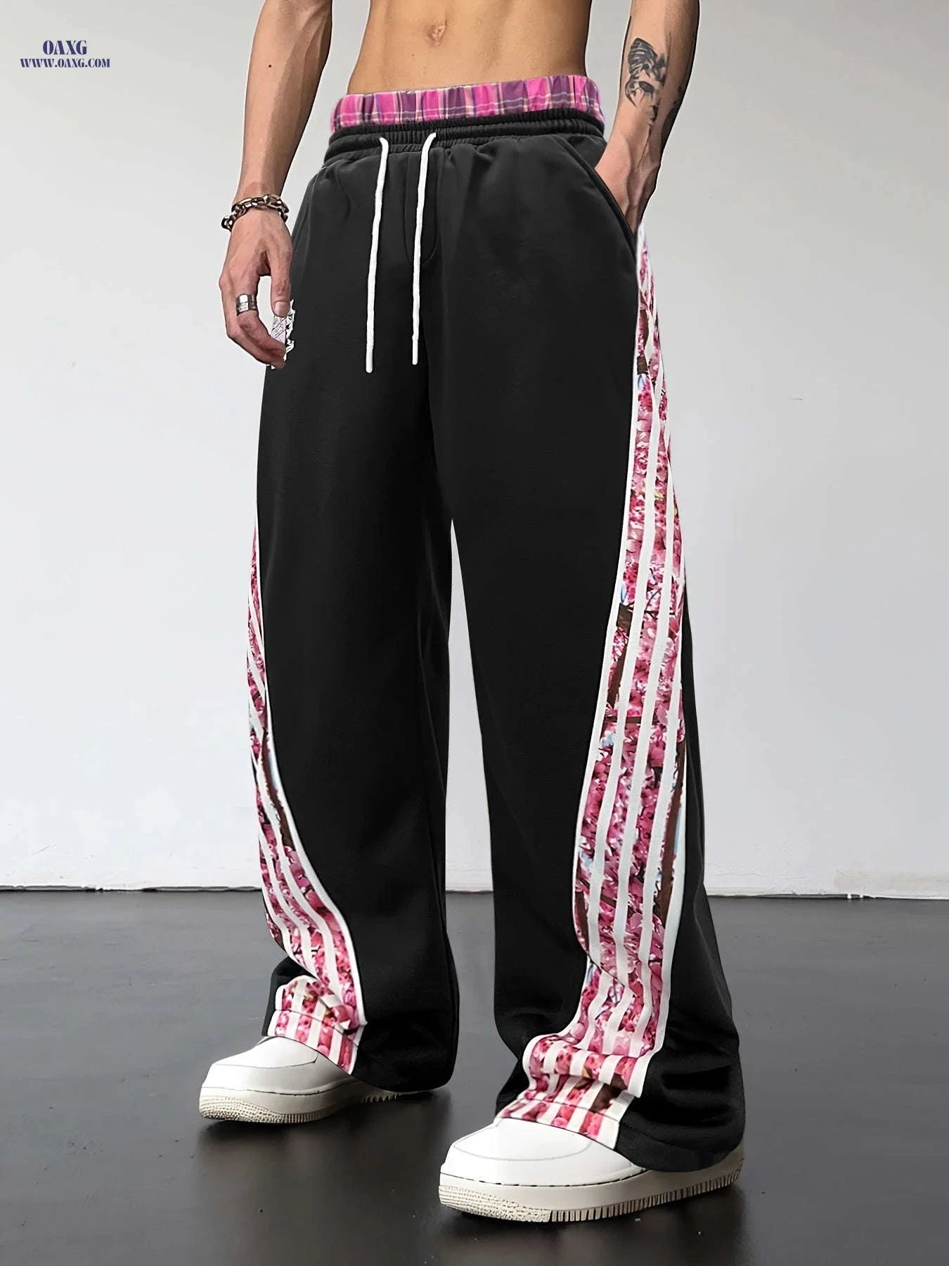 American Retro Striped Joggers - Unique Design with Relaxed Fit   OAXG Black / FR M