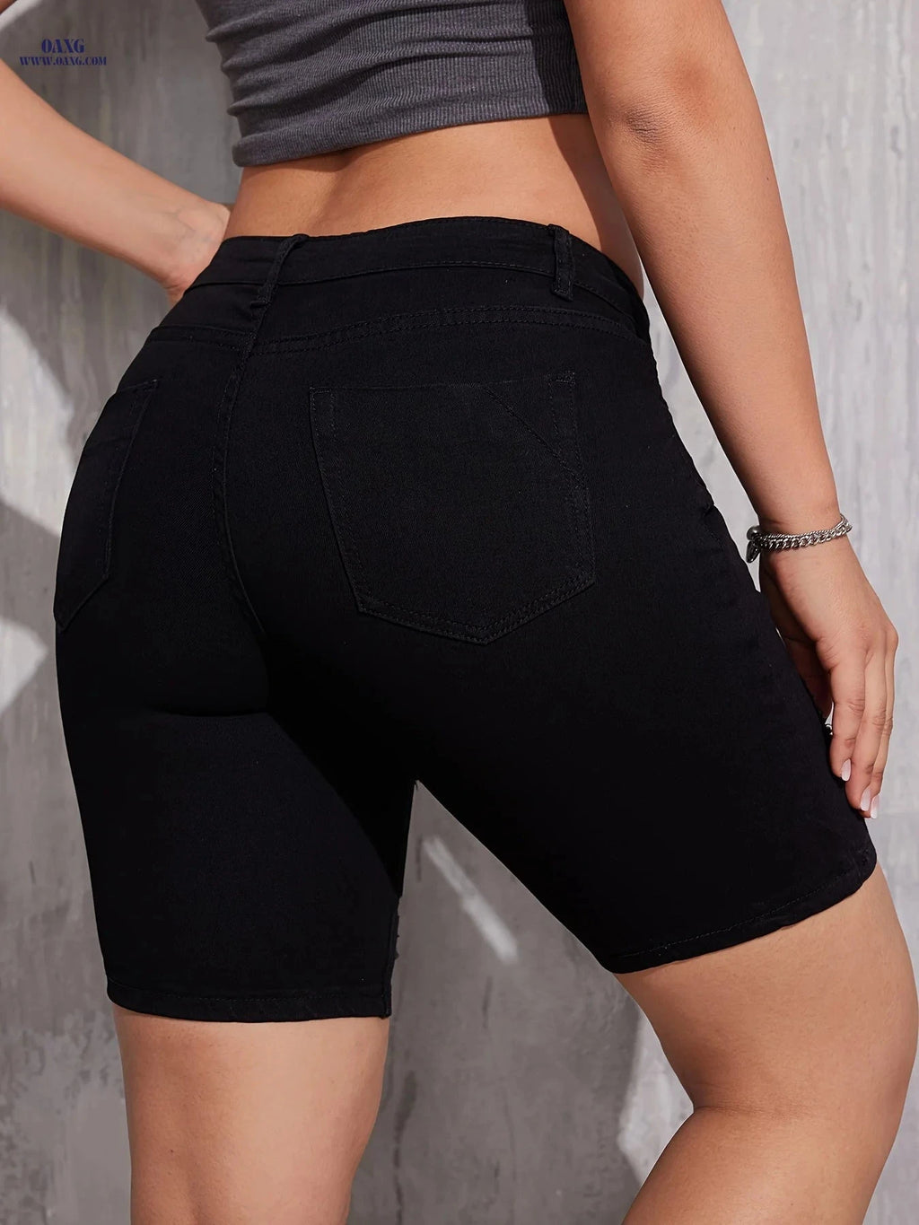 Black Women’s Fitted Cropped Pants - Stylish Denim for Spring/Fall   OAXG 