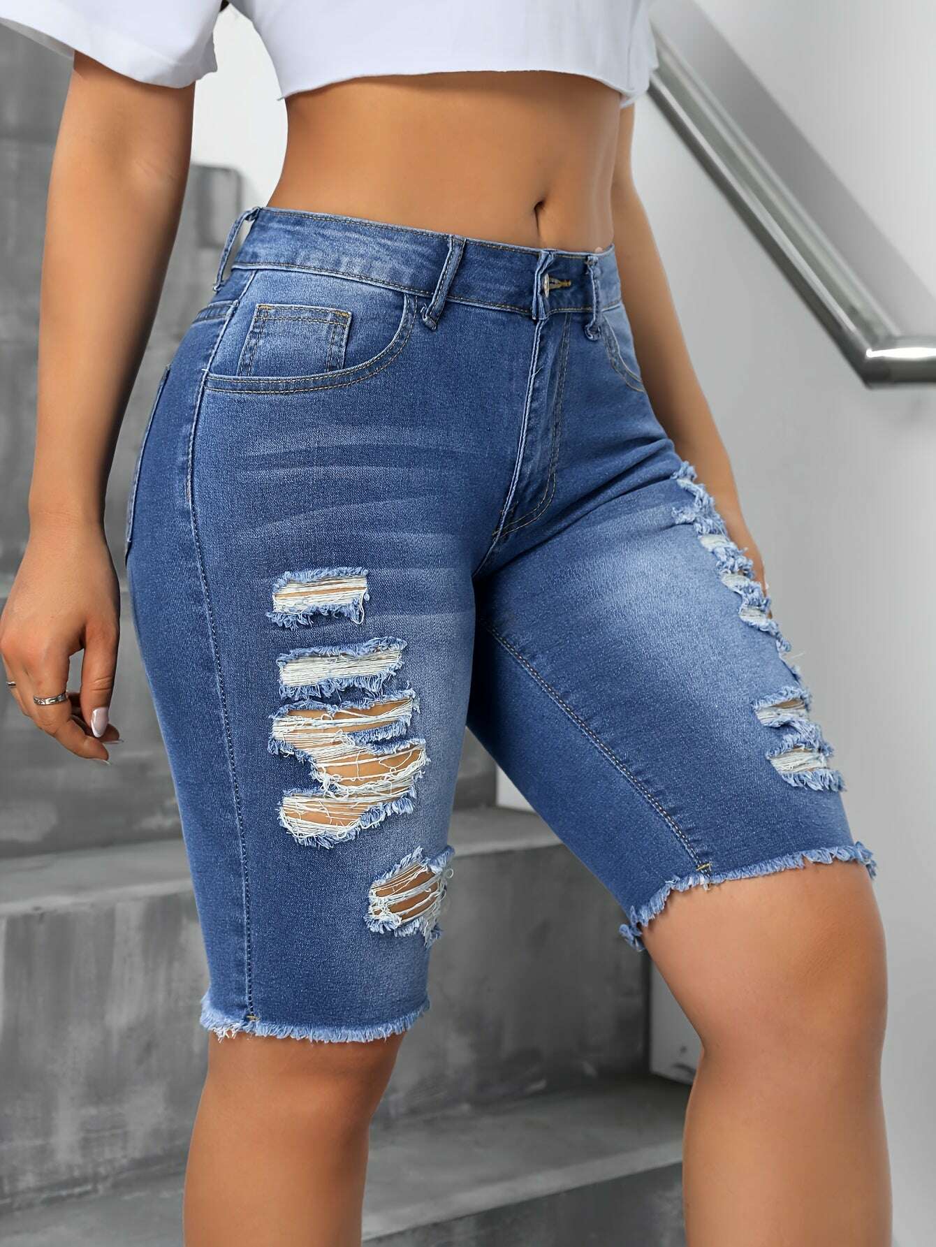 ae2ae0db-59c7-4ccd-b2be-4a60cd308fff