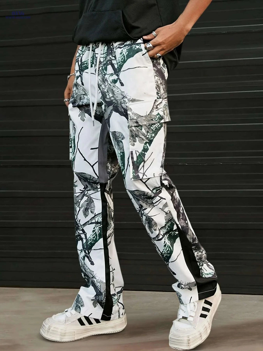 Camo Cargo Pants - Casual Streetwear for Men & Women, Multiple Pockets   OAXG 
