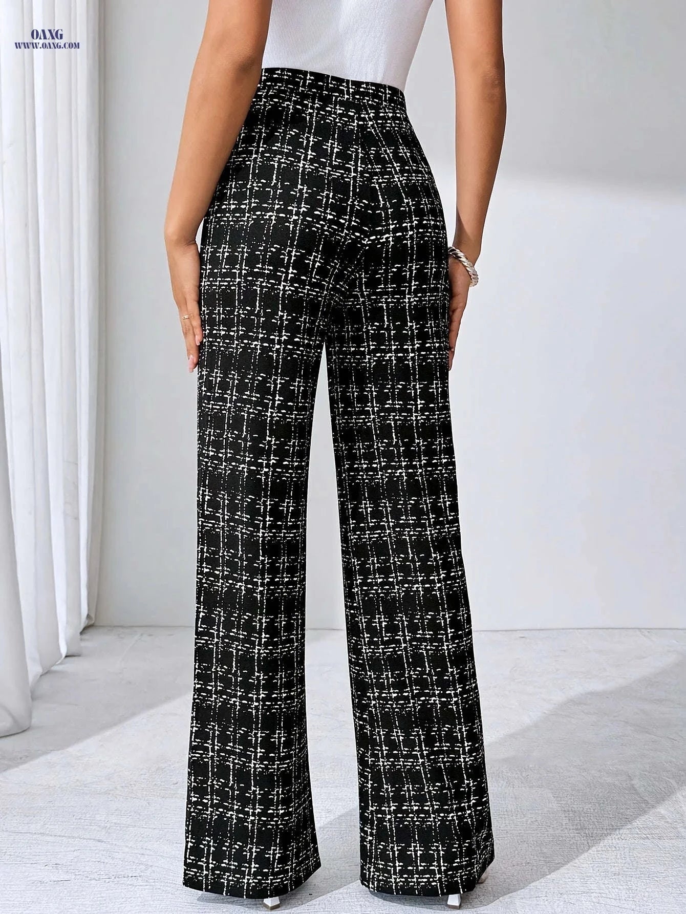Casual Black Plaid Straight-Leg Pants - Perfect for All Seasons   OAXG 
