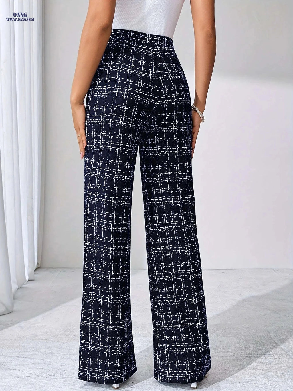Casual Black Plaid Straight-Leg Pants - Perfect for All Seasons   OAXG 