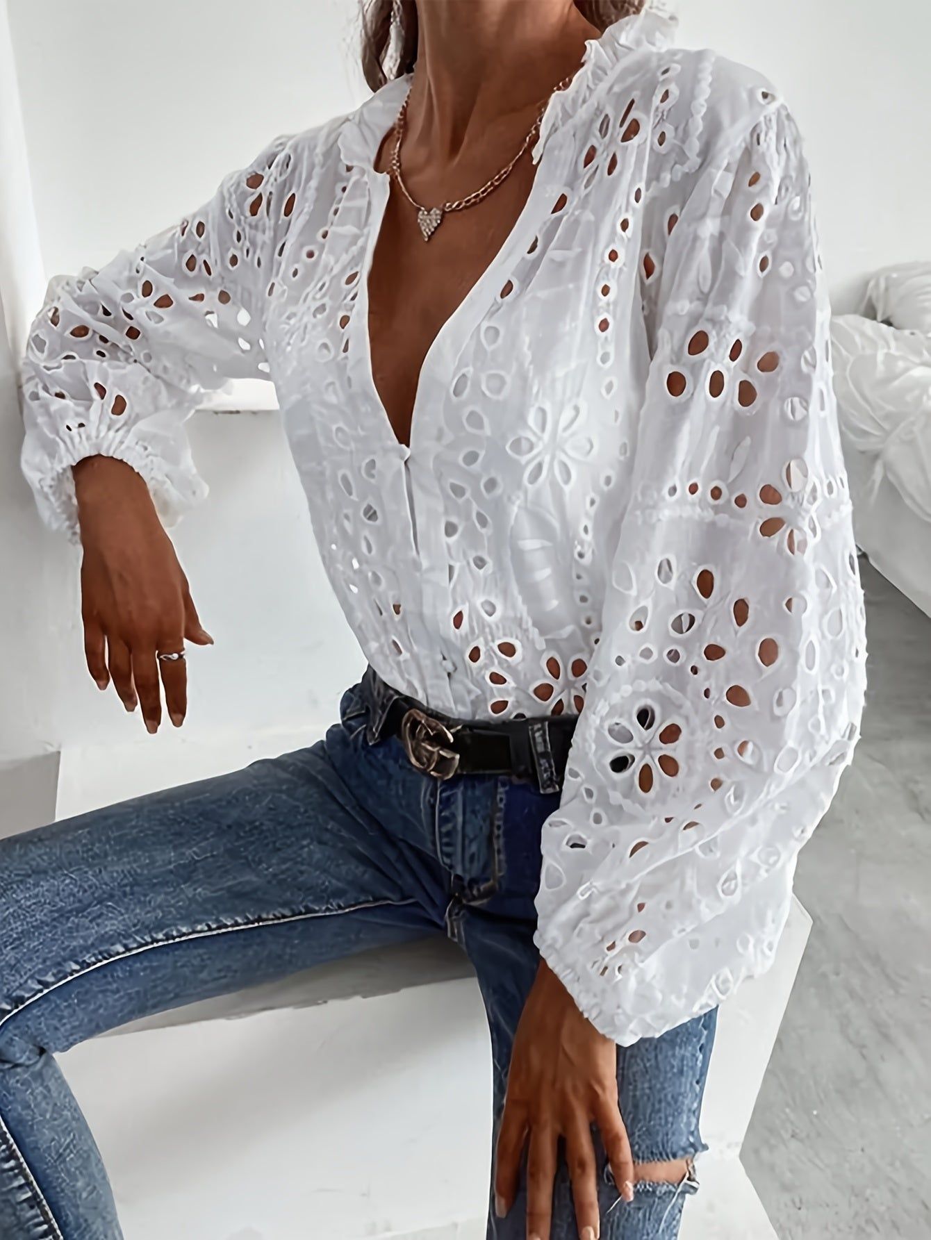 Casual Long-Sleeve Shirt Made of Embroidered Lace Fabric for Women   OAXG White / S