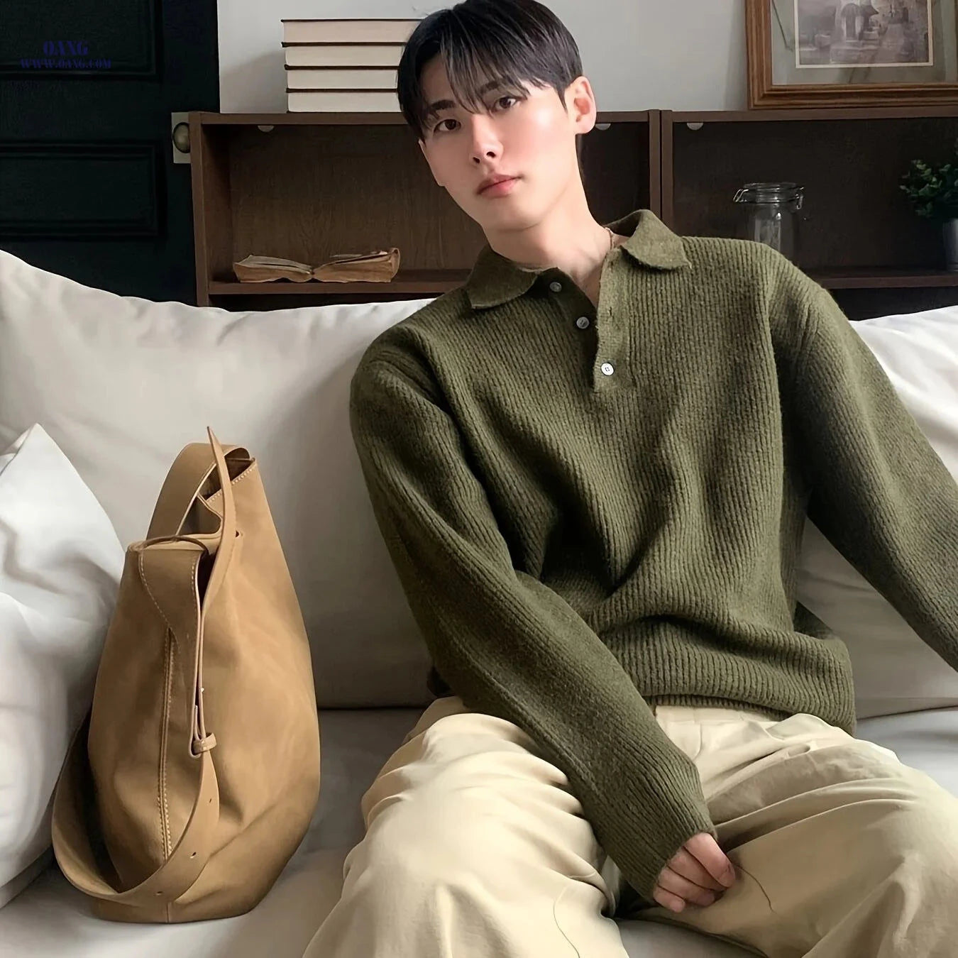 Casual Luxury Men's Polo Shirt - Solid Color Knit Sweater for Fall   OAXG 