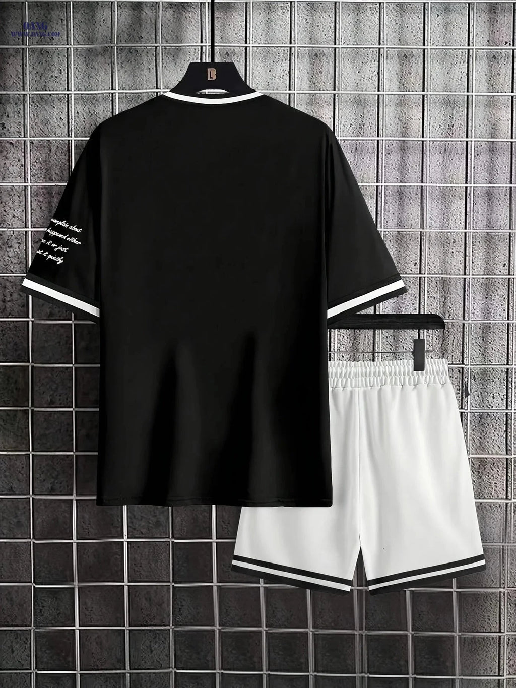 Casual Men's Print Set - Round-Neck T-Shirt & Drawstring Shorts   OAXG 