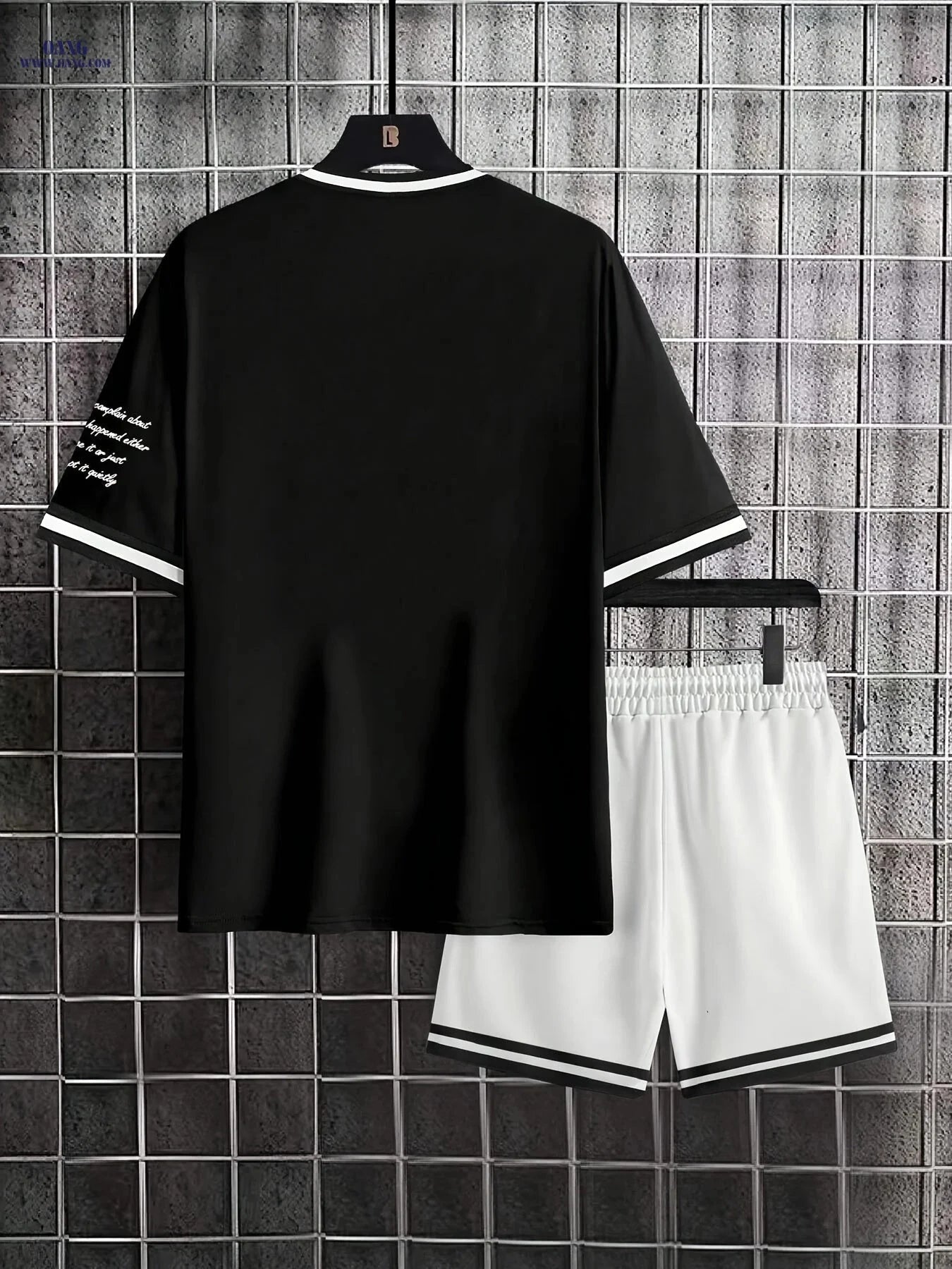 Casual Men's Print Set - Round-Neck T-Shirt & Drawstring Shorts   OAXG 