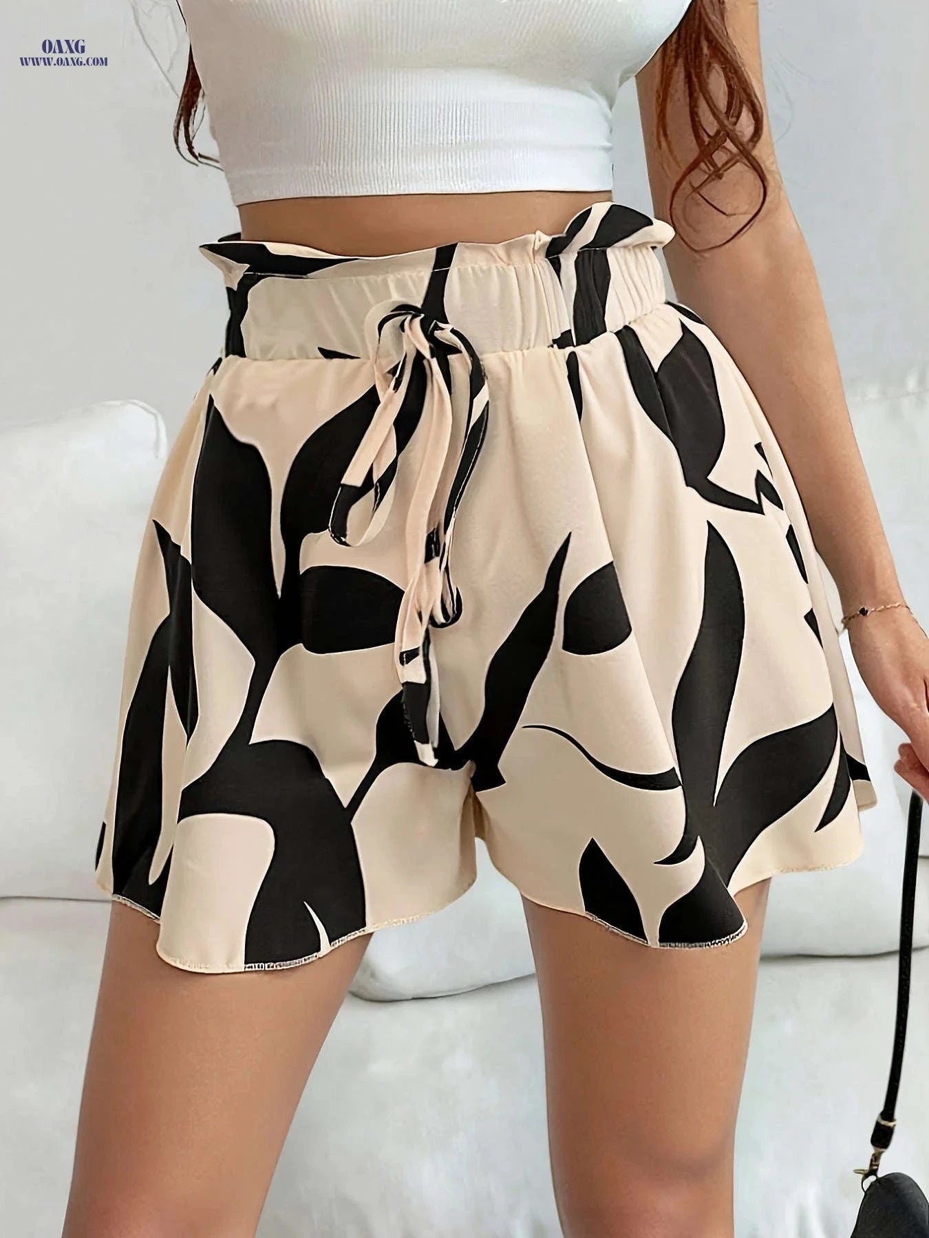 Casual Women's Elastic Waist Shorts - Geometric Pattern, Lace-Up Style   OAXG 