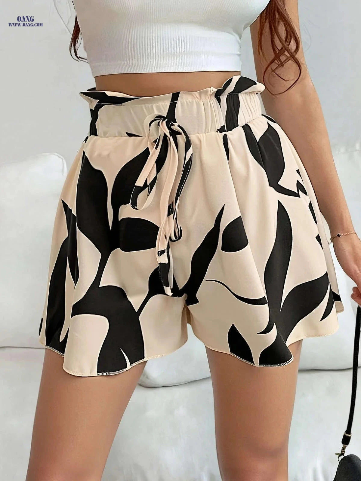 Casual Women's Elastic Waist Shorts - Geometric Pattern, Lace-Up Style   OAXG 