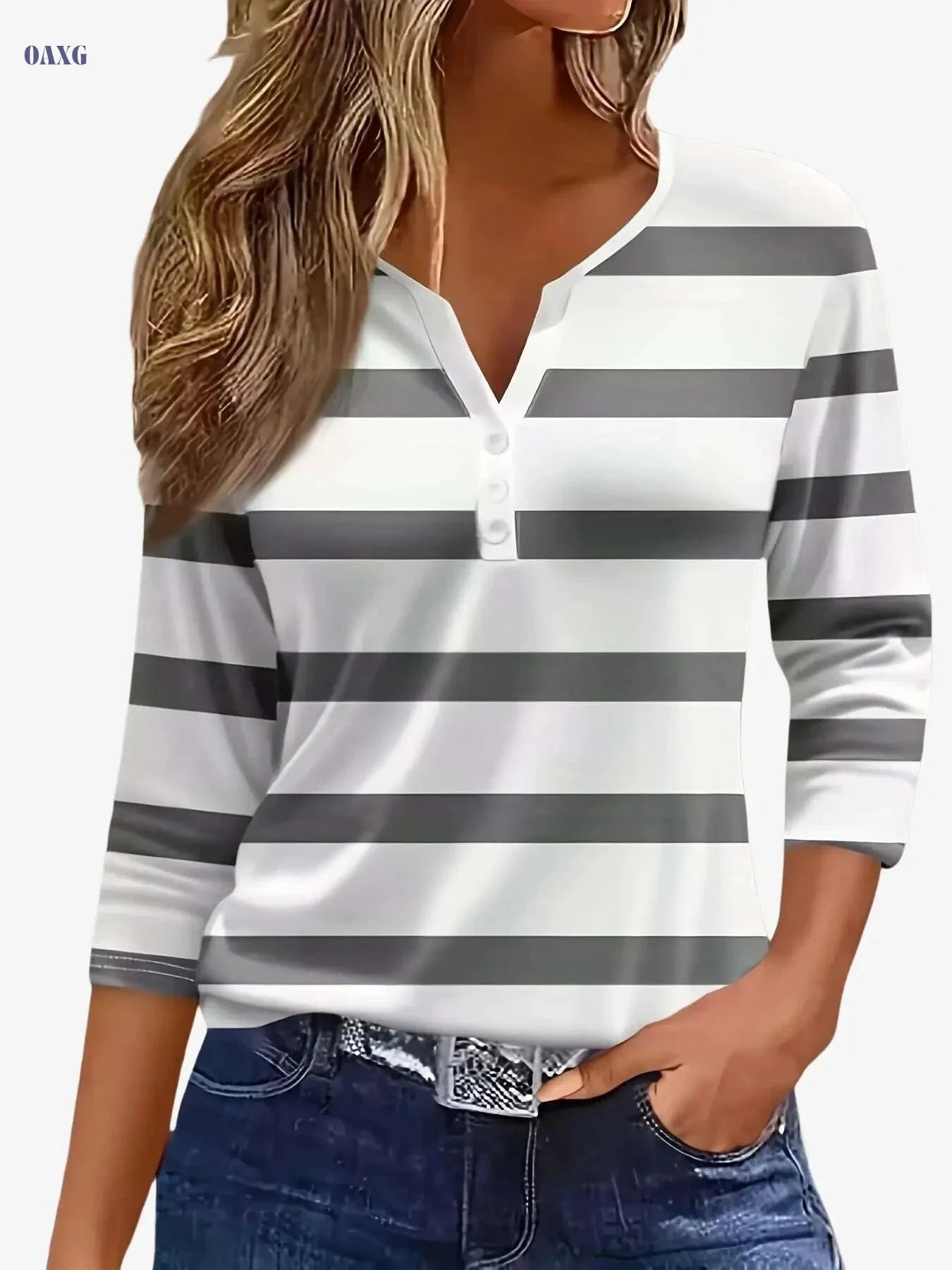 Casual Women's V-Neck T-Shirt - Striped Print, Three Quarter Sleeve   OAXG 