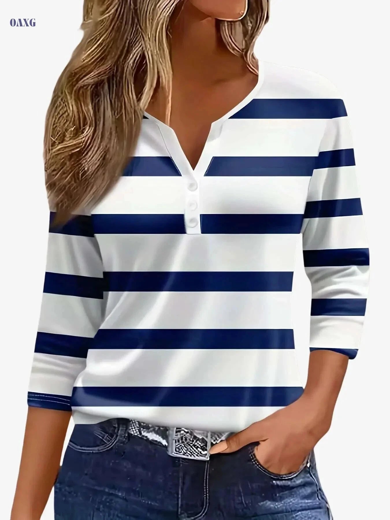 Casual Women's V-Neck T-Shirt - Striped Print, Three Quarter Sleeve   OAXG 