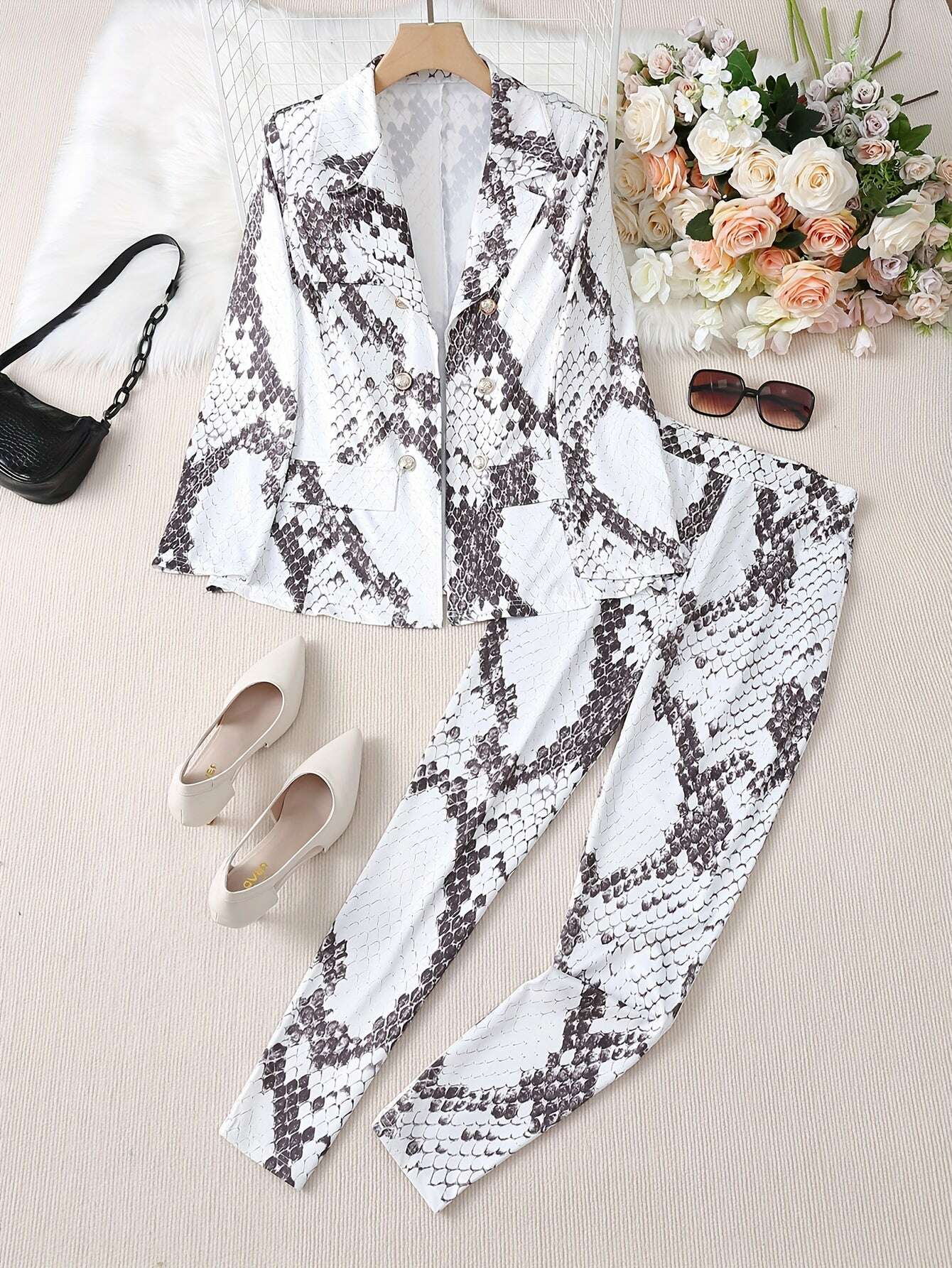 cee2dc679f54bfb1d4e3a8d1cd3c3607