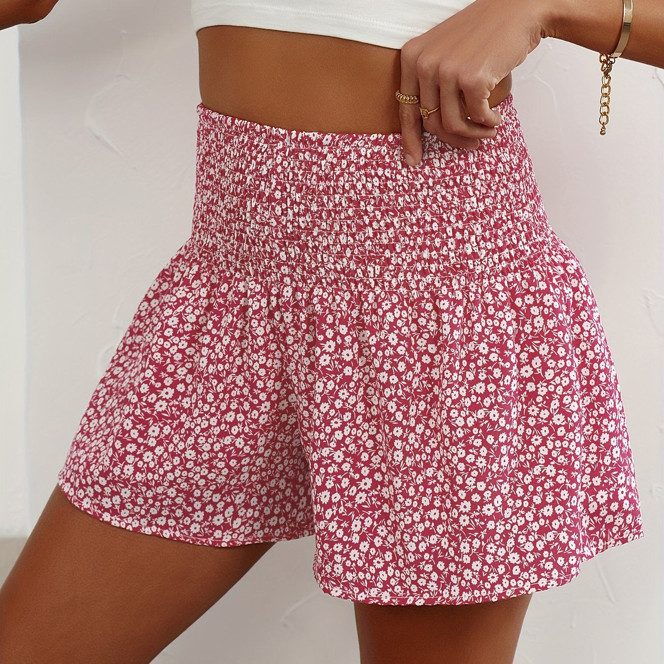 Chic Floral Women's Short Pants - Stylish Summer Fashion   OAXG 