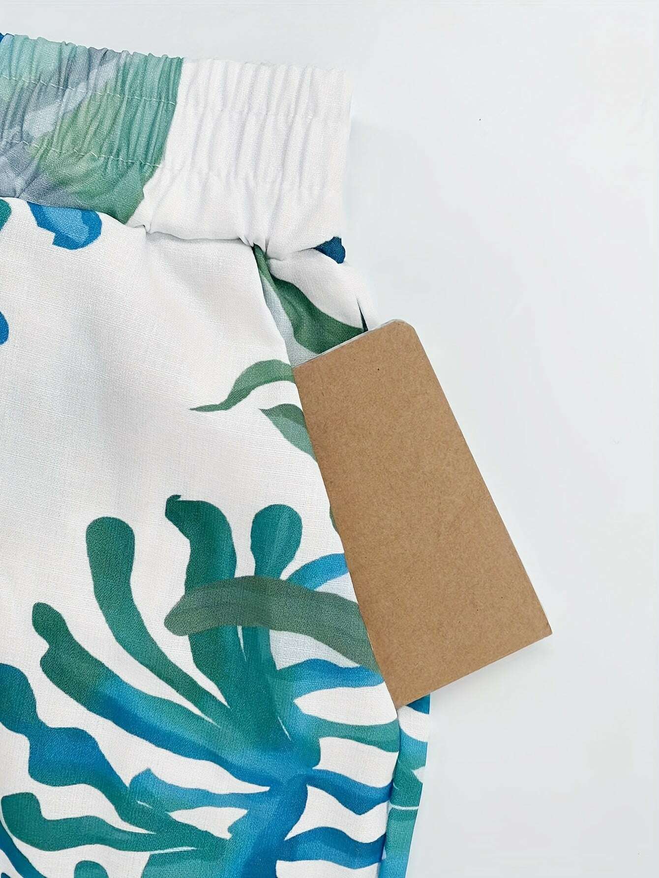 Chic Women's Spring Casual Pants - Turtle Print, Slant Pockets   OAXG 