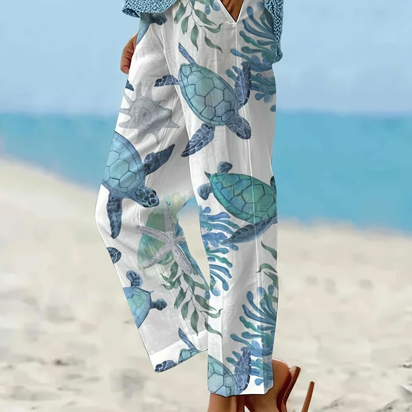 Chic Women's Spring Casual Pants - Turtle Print, Slant Pockets   OAXG 