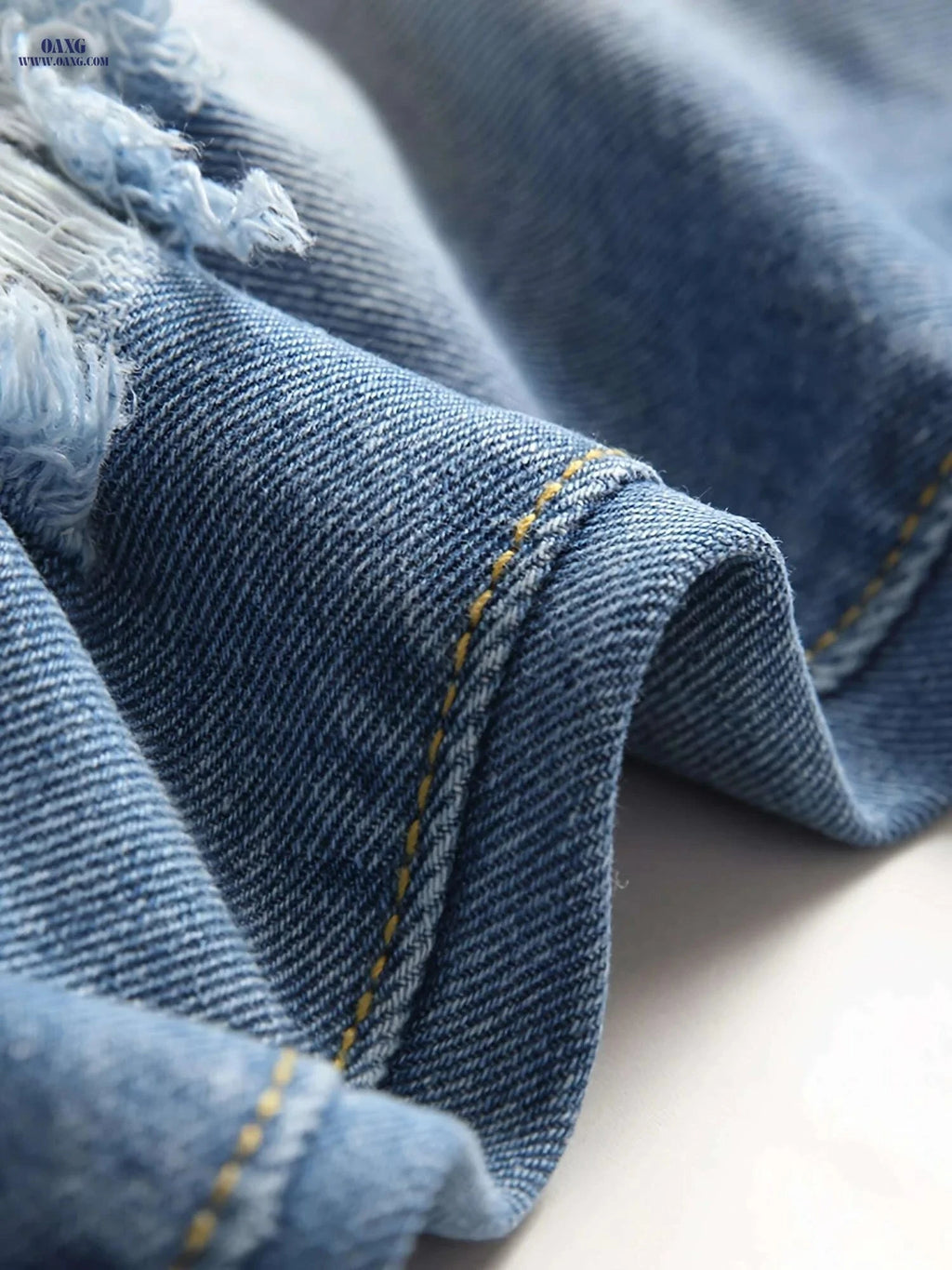 Classic Ripped Men's Denim Jeans - Regular Fit Tapered Leg Style   OAXG 