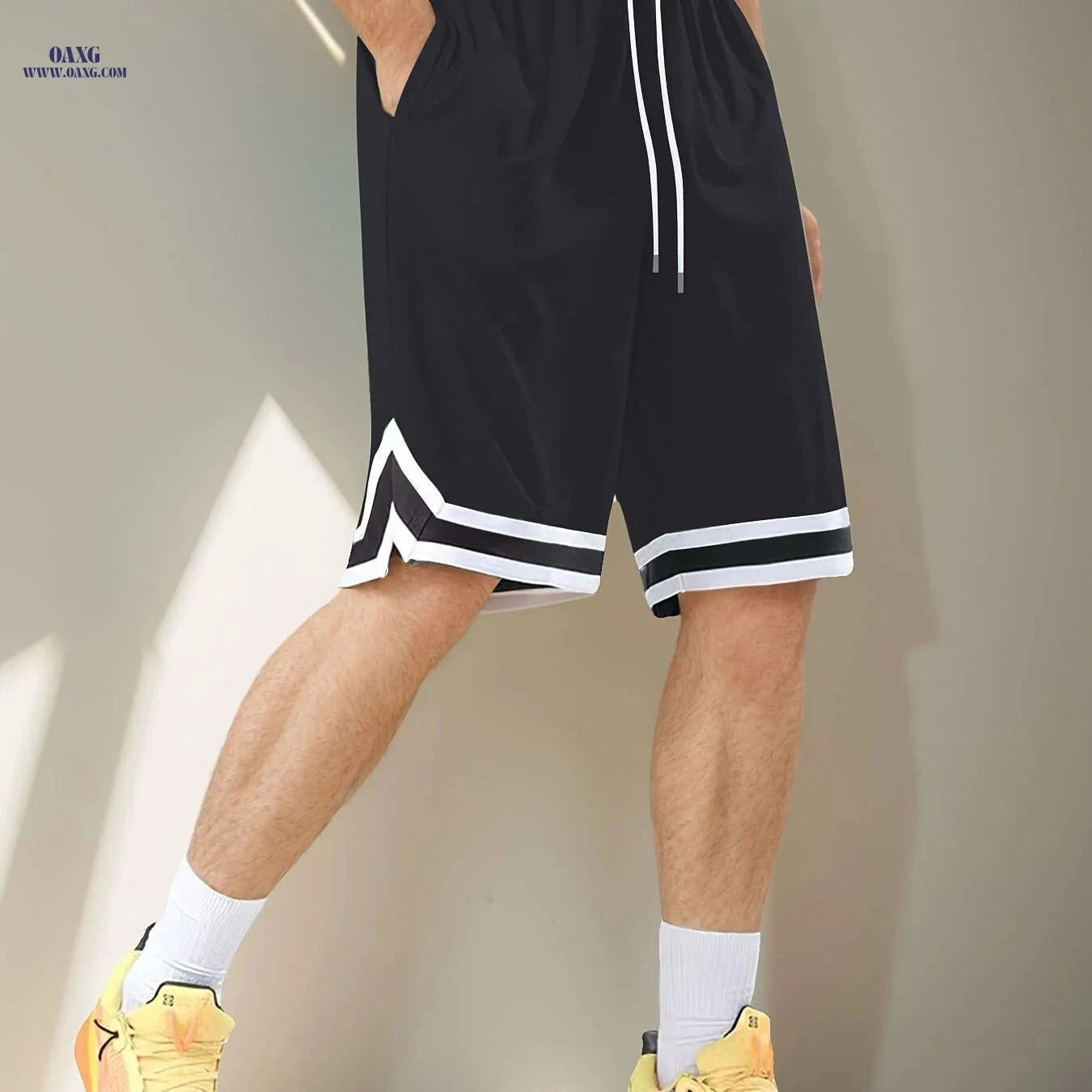 Claude’s Oversized Solid Color Shorts - High Waist, Casual Comfort   OAXG 