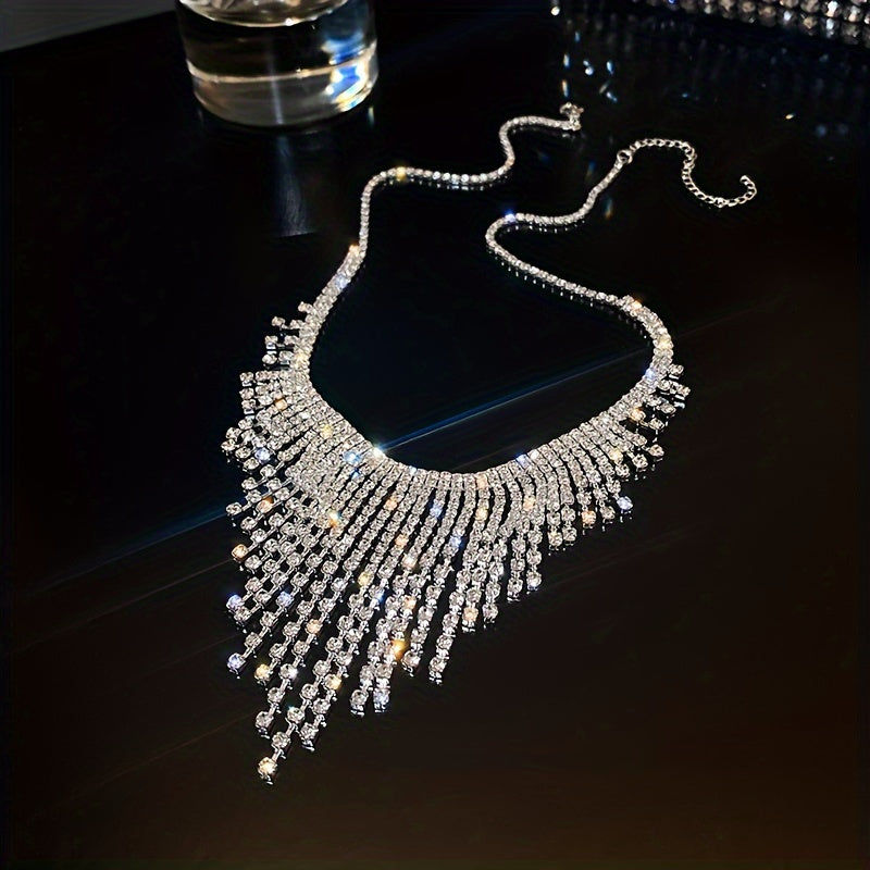 Collier Tressé Luxueux à Franges avec Rhinestones – Élégant et Tendance   OAXG 