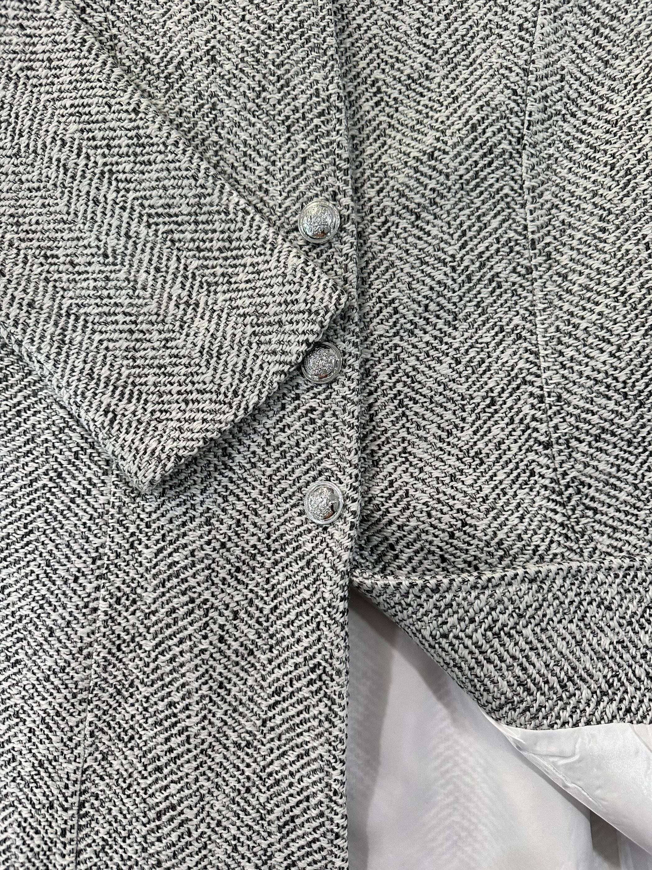 e3206ae7-a21f-4341-a4f1-d3264c2d0fe2