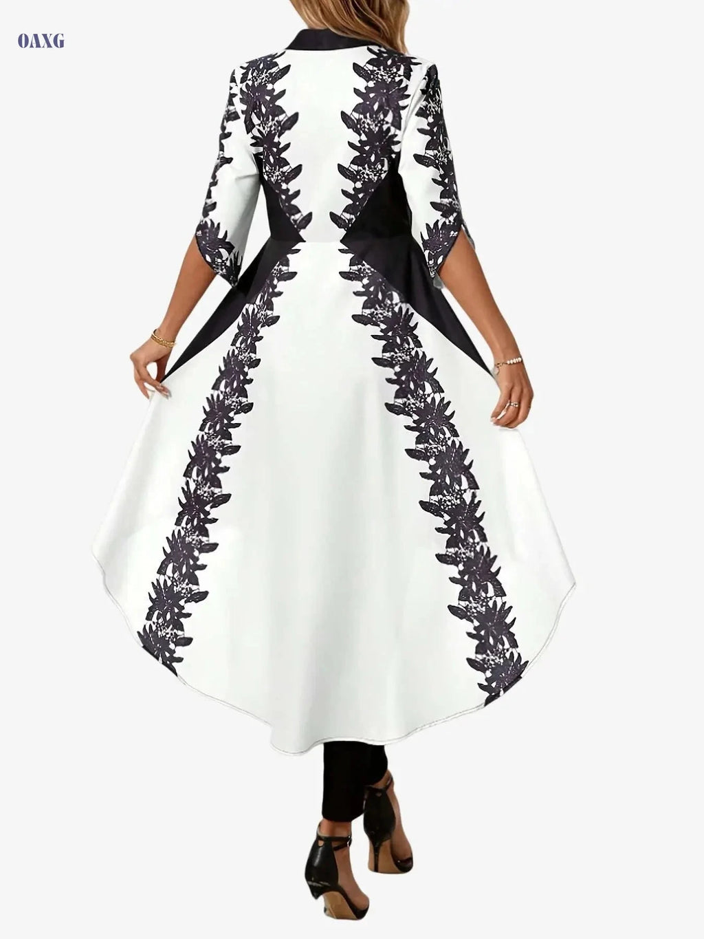 Elegant Arabian-Inspired Blouse - V-Neck Black & Beige Floral   OAXG Black / S