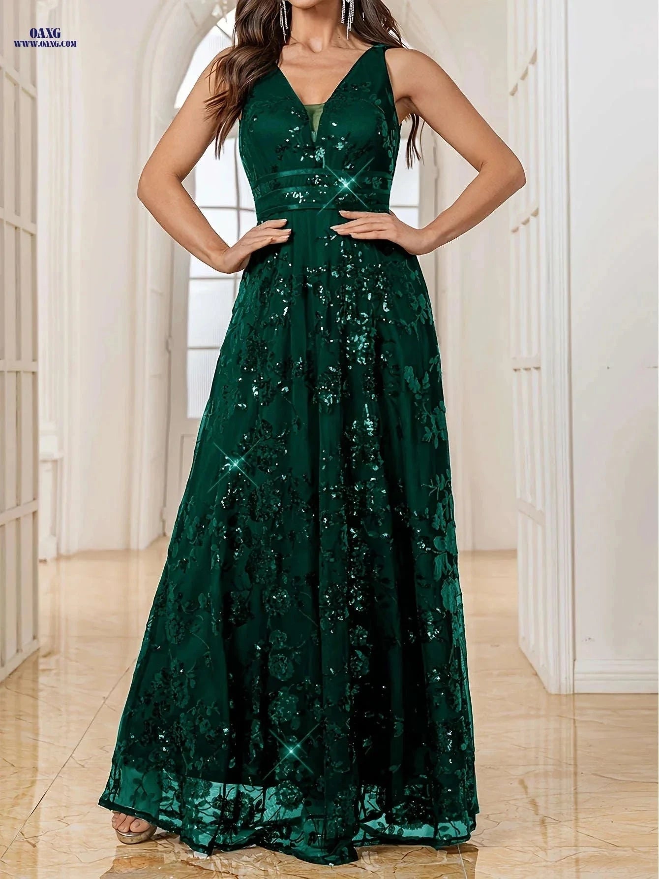 Elegant Black Sequined Dress for Women - Waist-Cinching Party Gown   OAXG 