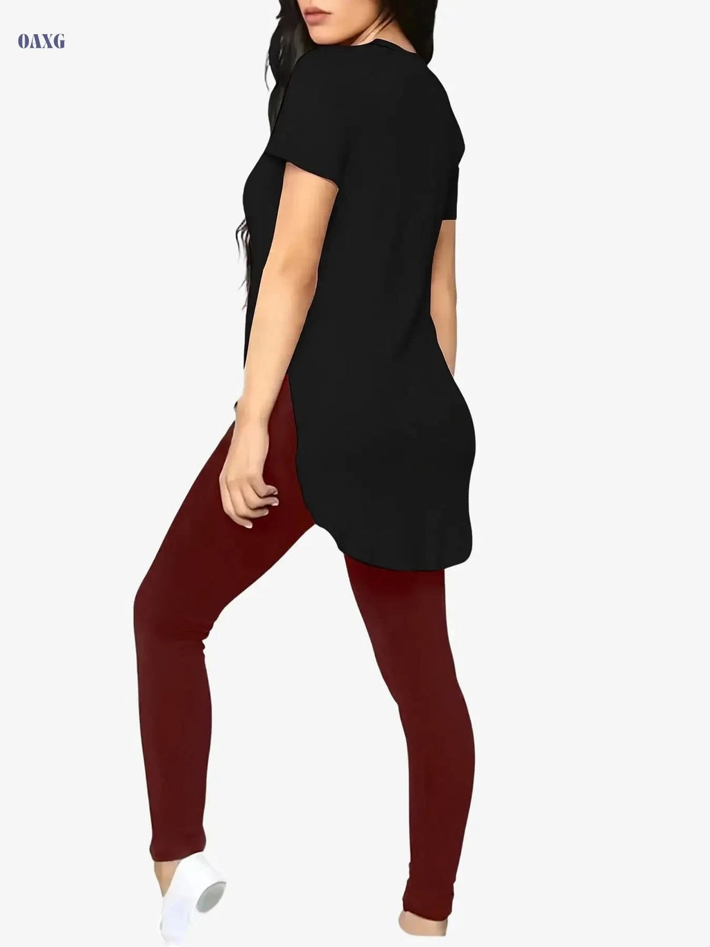 Elegant Black T-Shirt for Women - "Mama Needs Coffee" Print   OAXG 