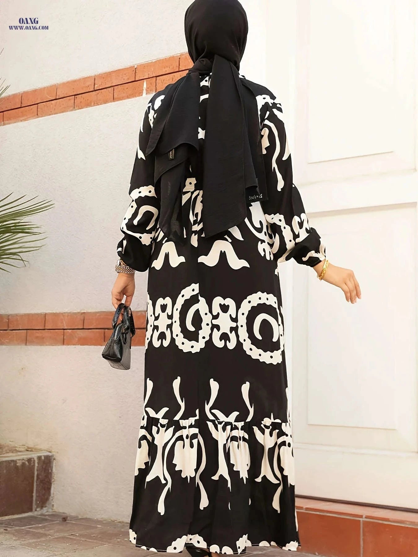 Elegant Black & White Floral Print Abaya - Long Sleeve, Stylish Belted Design   OAXG Milky / S