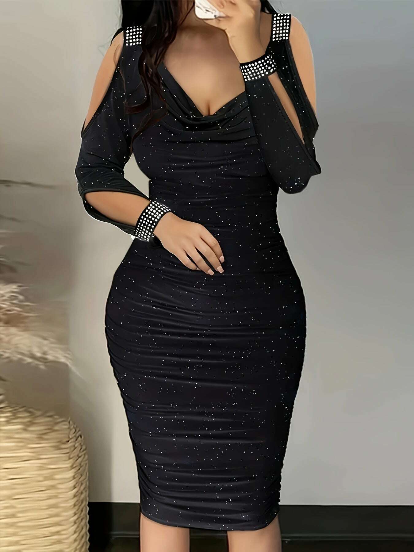 Elegant Cold Shoulder V-Neck Dress - Rhinestone Sleeves for Parties   OAXG 