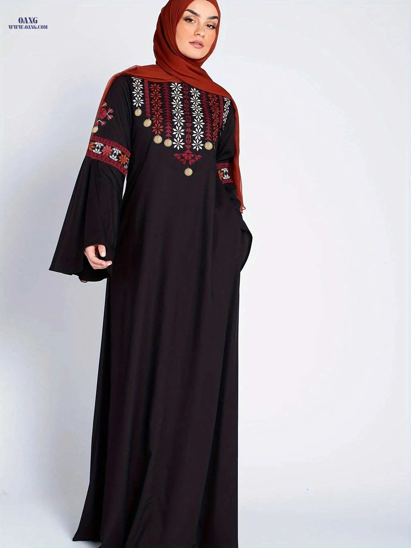 Elegant Embroidered Kaftan Dress - Middle Eastern Floral Patterns   OAXG 
