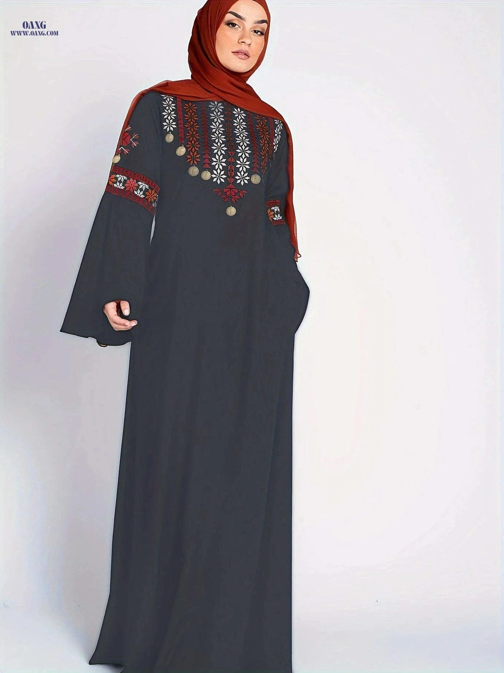 Elegant Embroidered Kaftan Dress - Middle Eastern Floral Patterns   OAXG Black / S