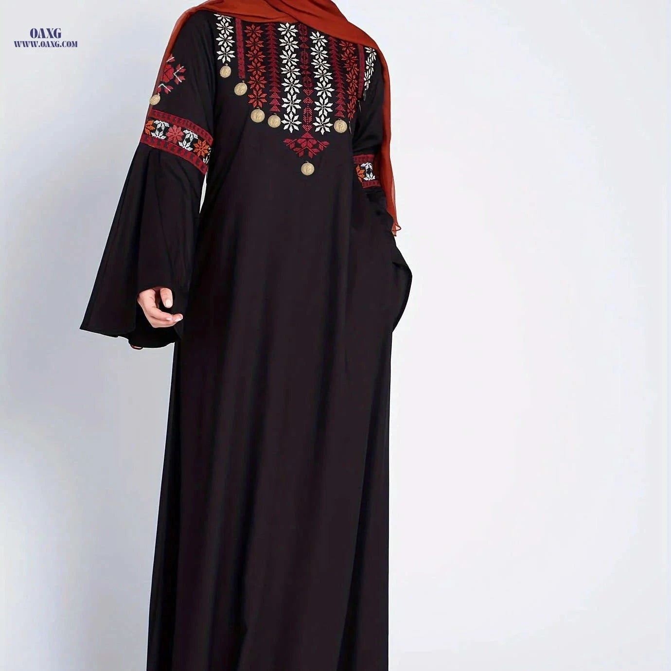 Elegant Embroidered Kaftan Dress - Middle Eastern Floral Patterns   OAXG Black / S