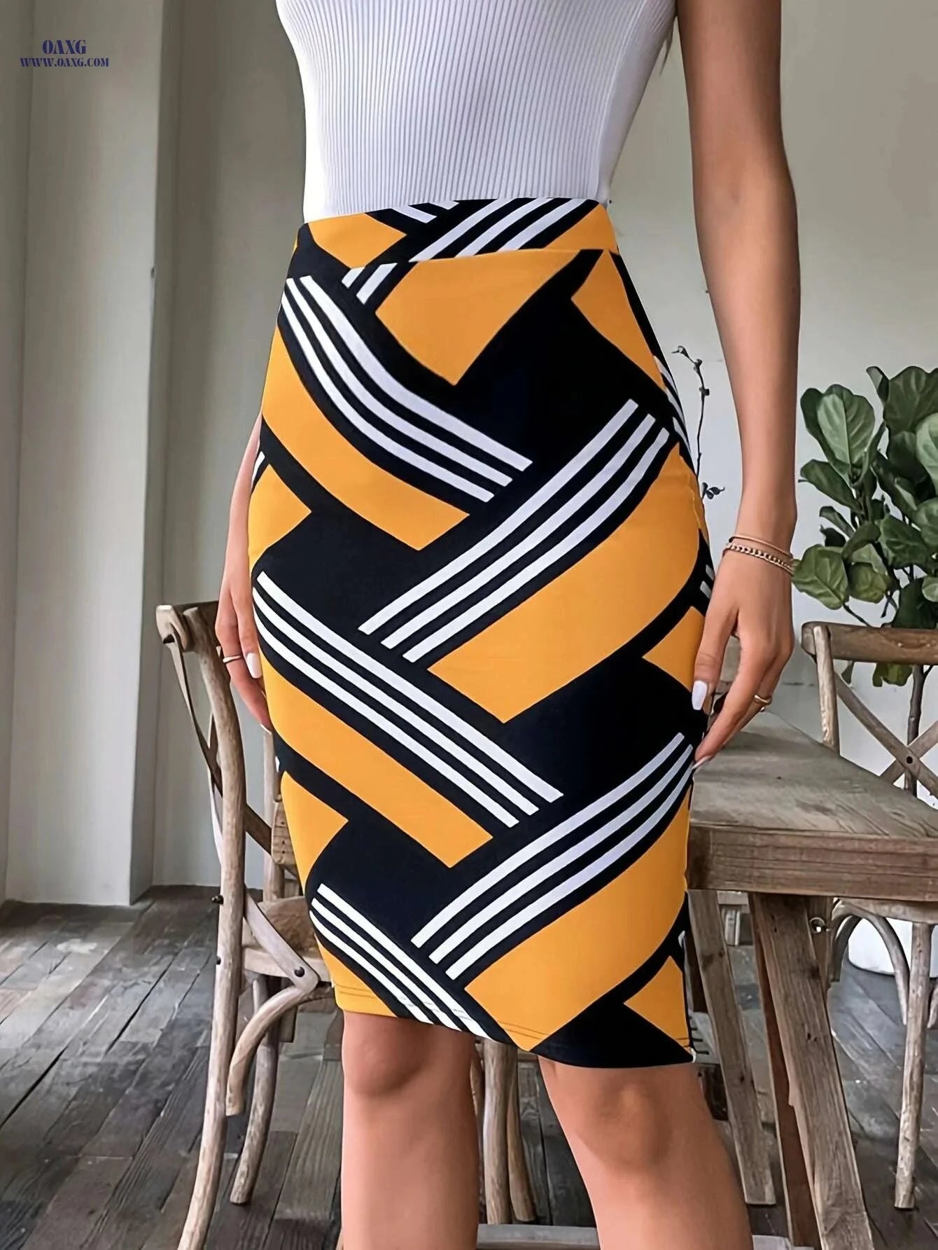 Elegant Floral Pencil Skirt - Stretchy Women's Mid-Weight Fabric   OAXG 