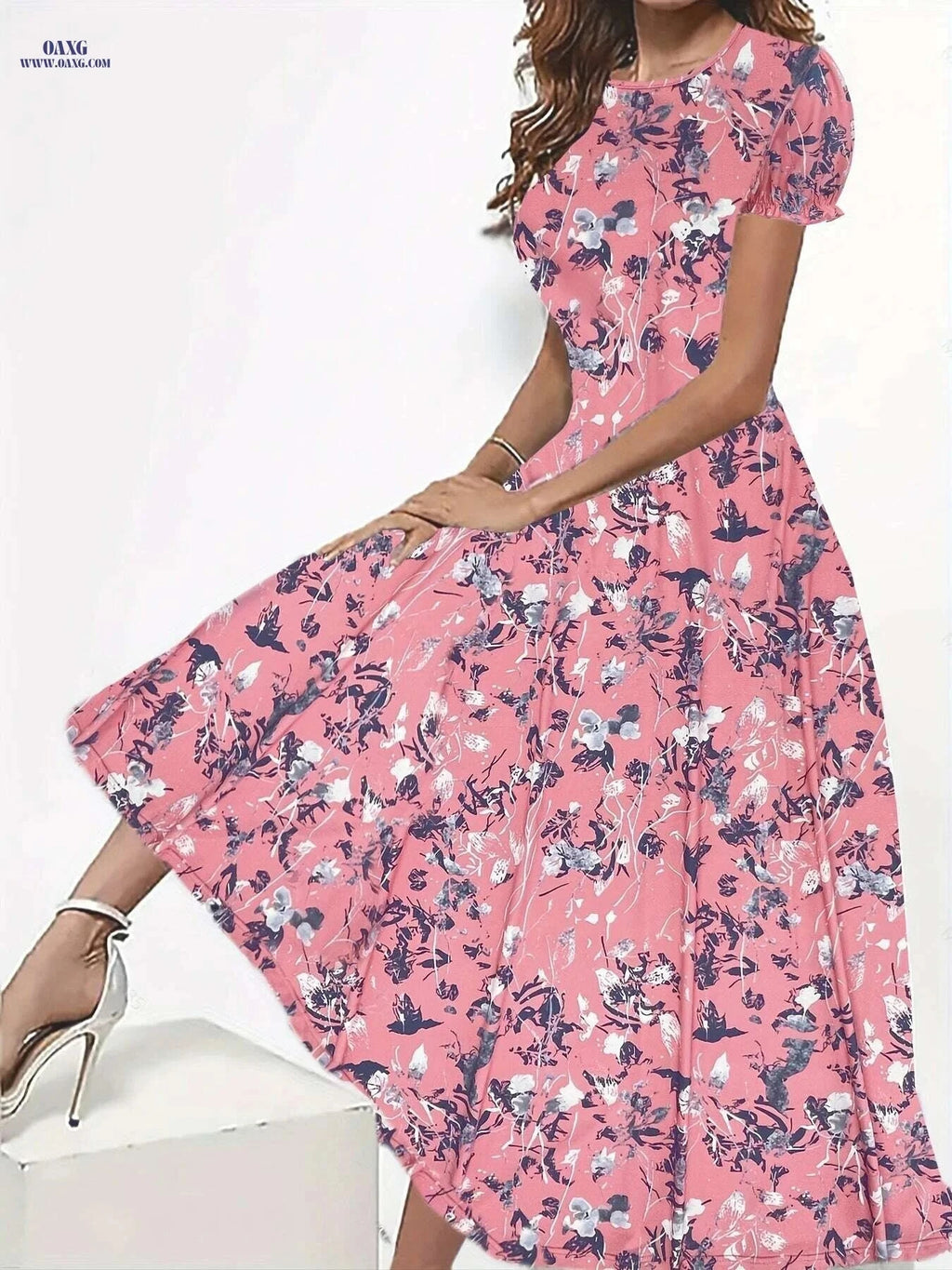 Elegant Floral Print Crew Neck Dress - Women's Short Sleeve Style   OAXG The color of rouge / S
