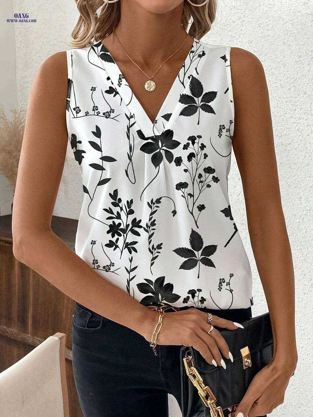 Elegant Floral Print Sleeveless Tank Top - Spring/Summer Style   OAXG Black Flowers / S