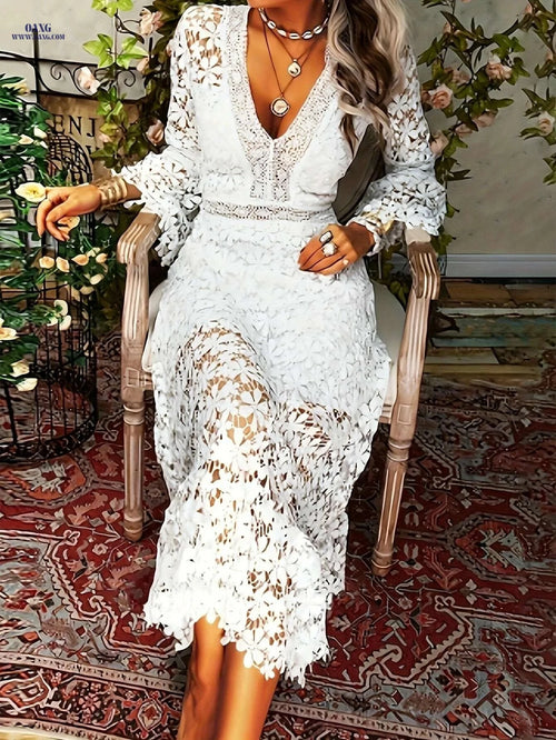 Elegant Guipure Lace V Neck Cocktail Dress - Long Sleeve Sheath   OAXG 