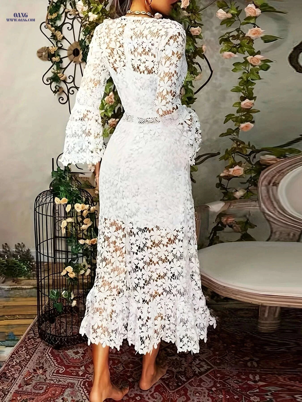 Elegant Guipure Lace V Neck Cocktail Dress - Long Sleeve Sheath   OAXG Ivory White / S