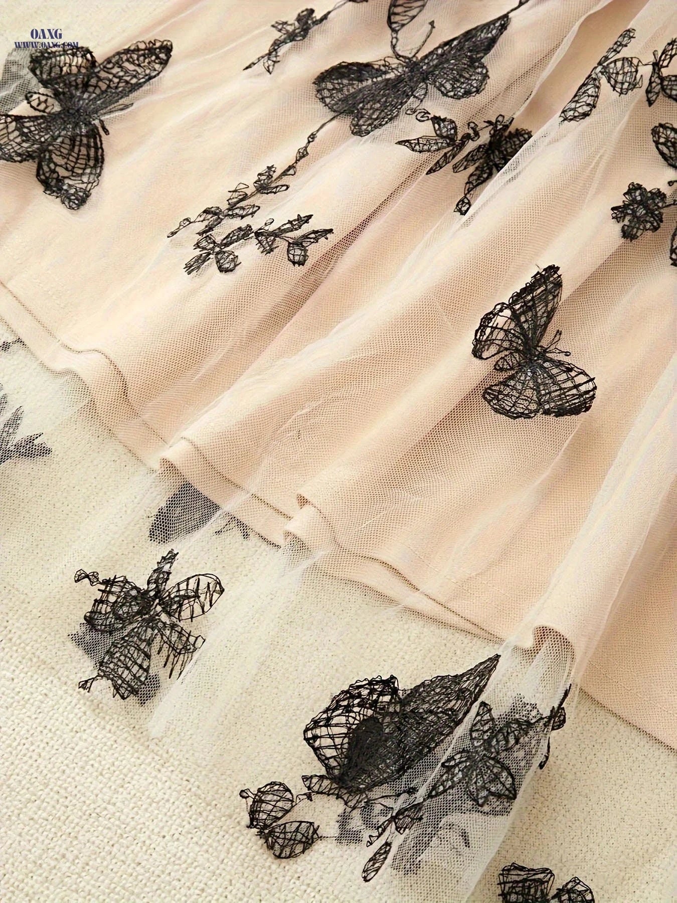Elegant Lace & Tulle Cami Dress - Backless Sleeveless Design for Summer   OAXG 
