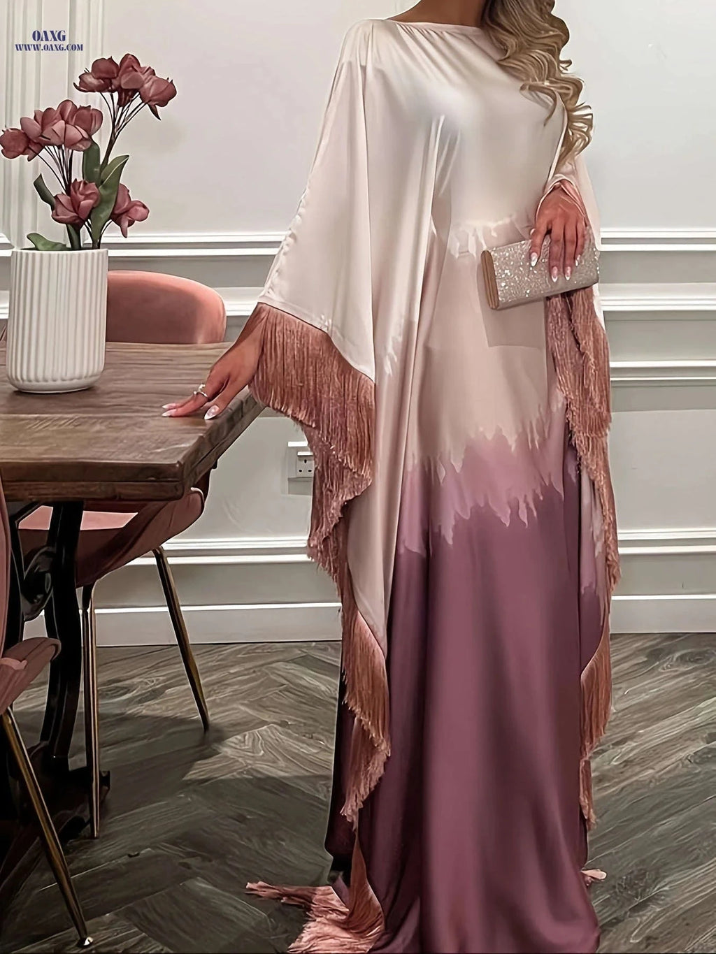 Elegant Long Batwing Sleeve Arab Dress - Ombre Gradient & Tassel Details   OAXG 