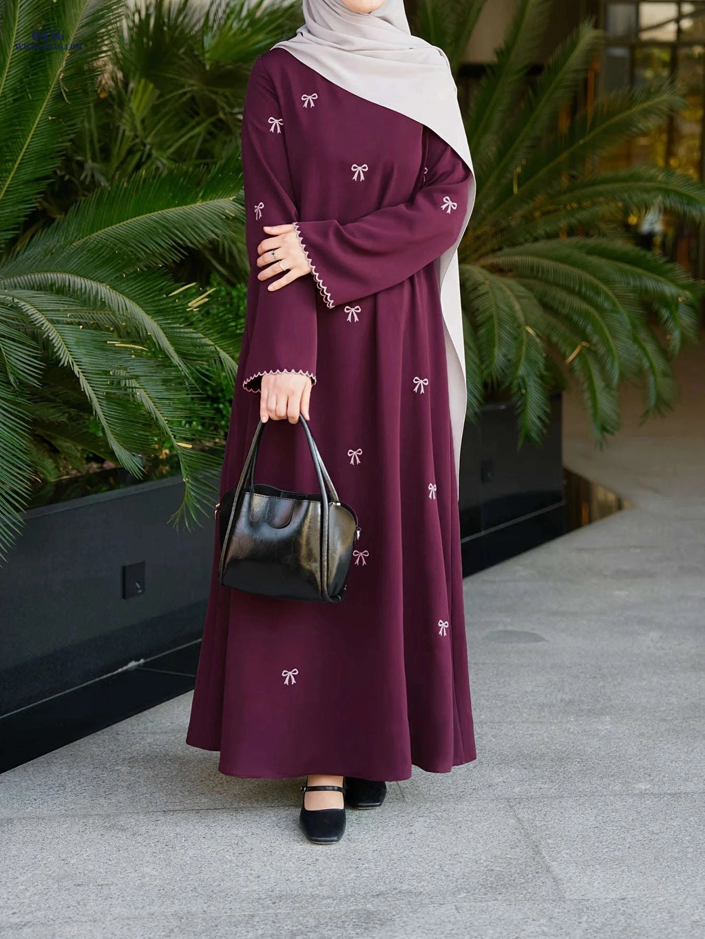 Elegant Long Ramadan Dress with Bow Embroidery - Casual Abaya   OAXG 