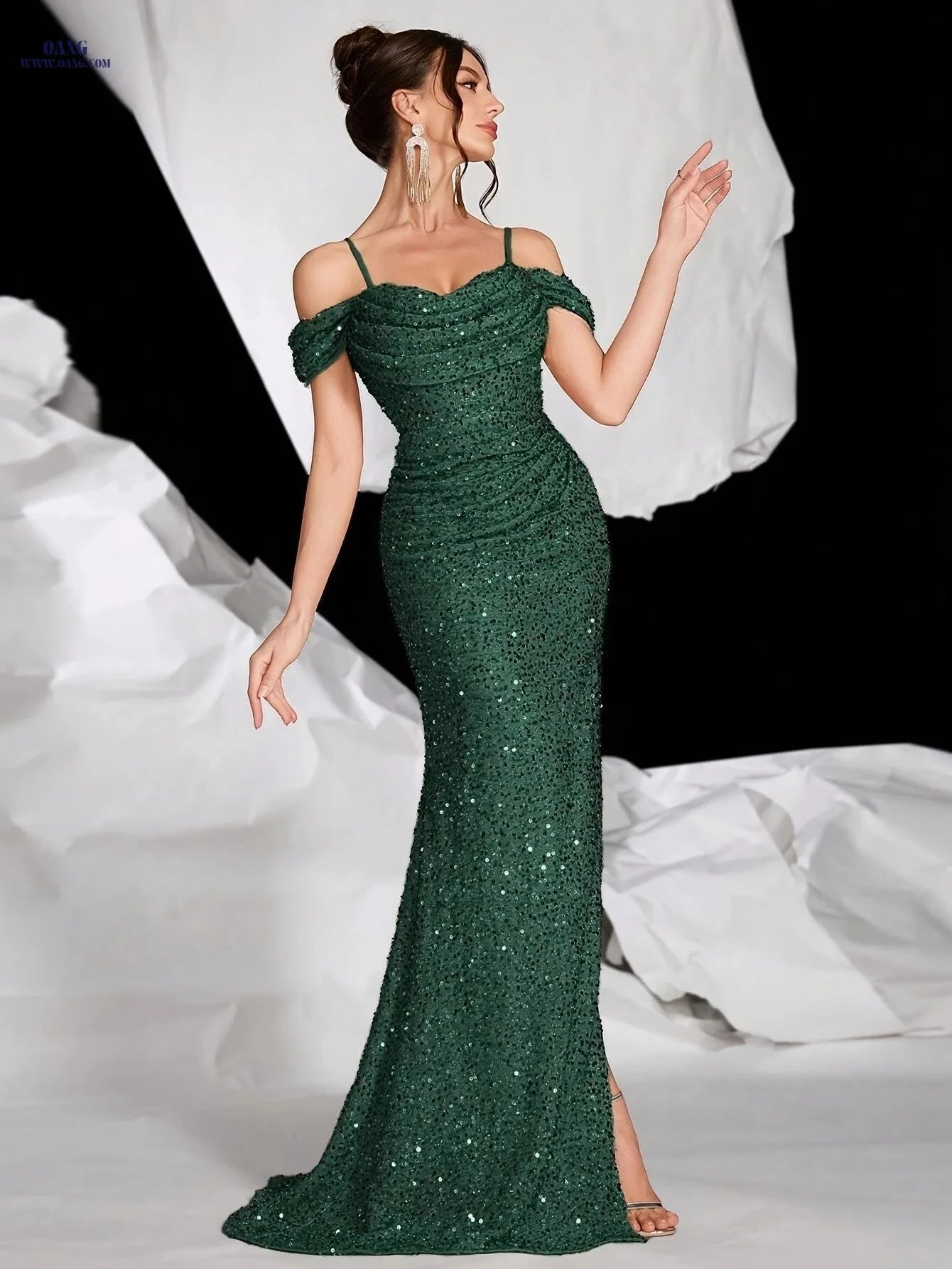 Elegant Mermaid Evening Gown - Strapless Golden Sequins & High Slit   OAXG 