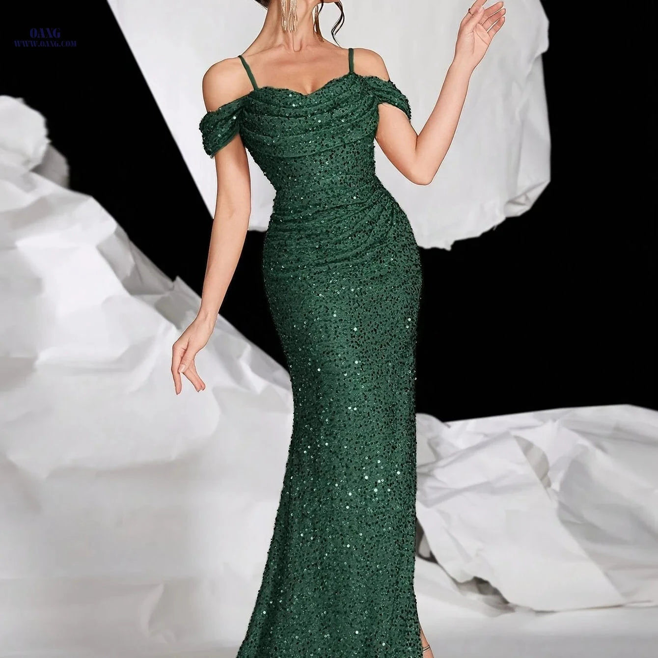 Elegant Mermaid Evening Gown - Strapless Golden Sequins & High Slit   OAXG 