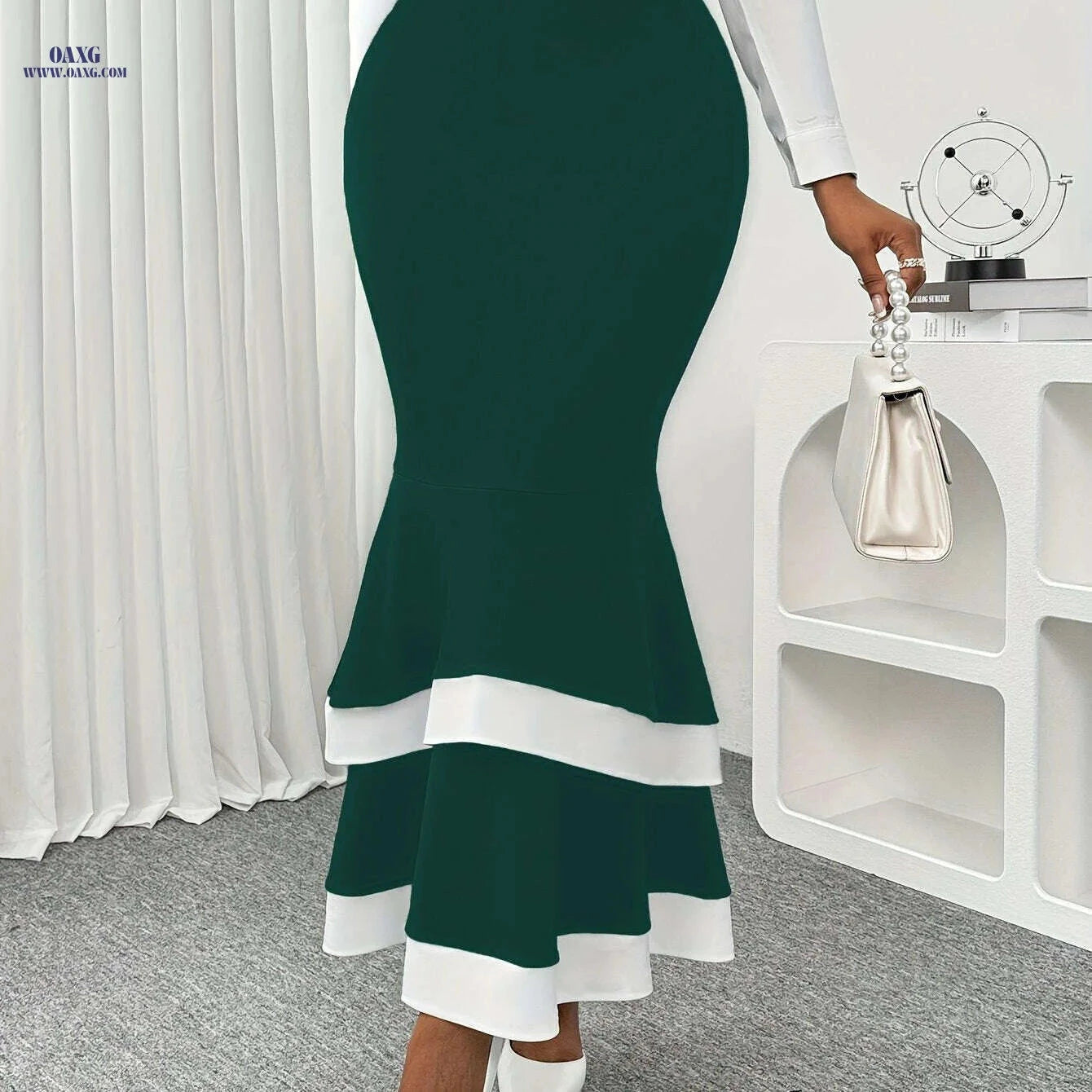 Elegant Mermaid Skirt - Women's Deep Green with White Stripes   OAXG 