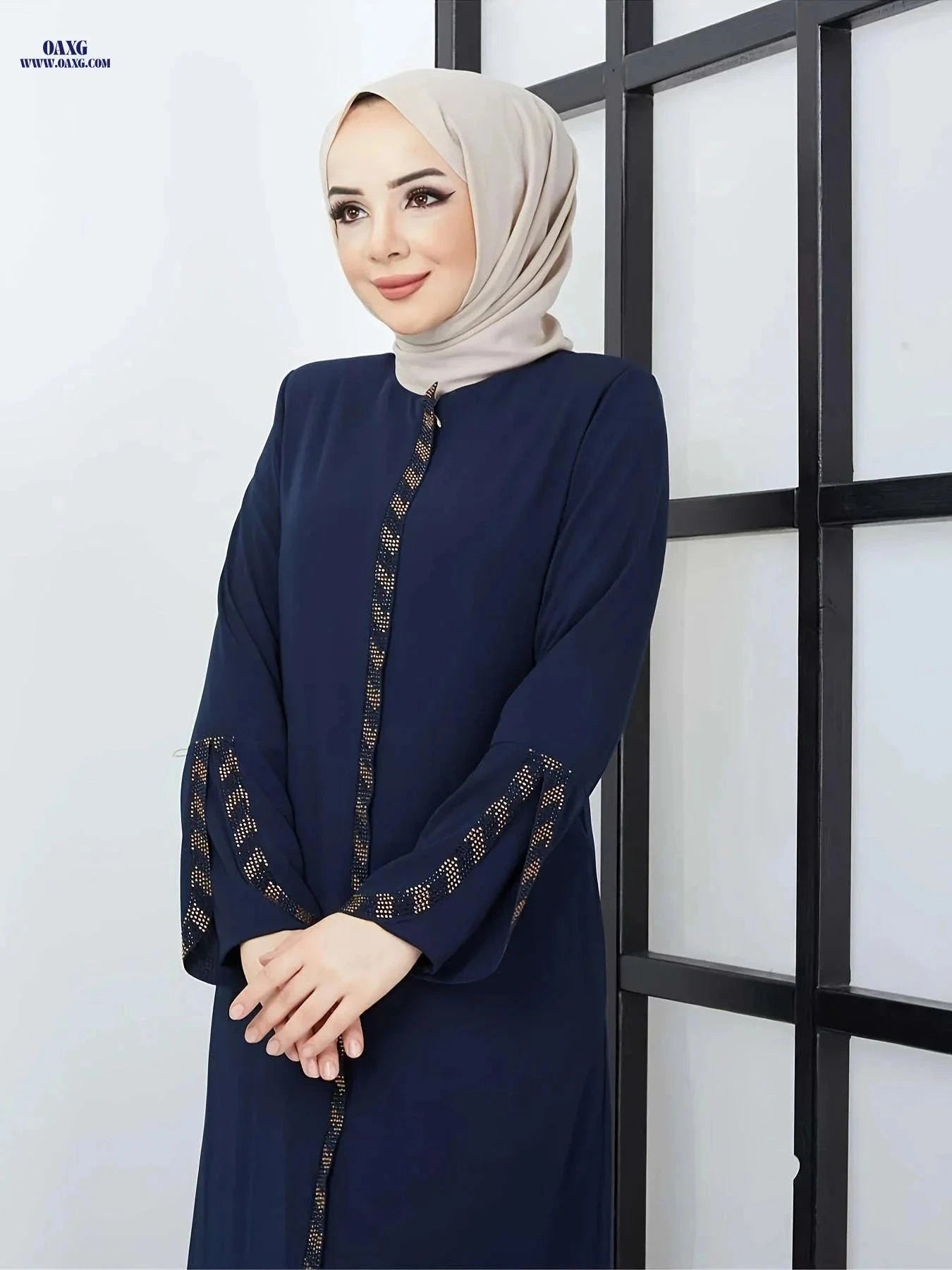 Elegant Muslim Rhinestone Zipper Robe 8360 - Long Length Style   OAXG Black / S