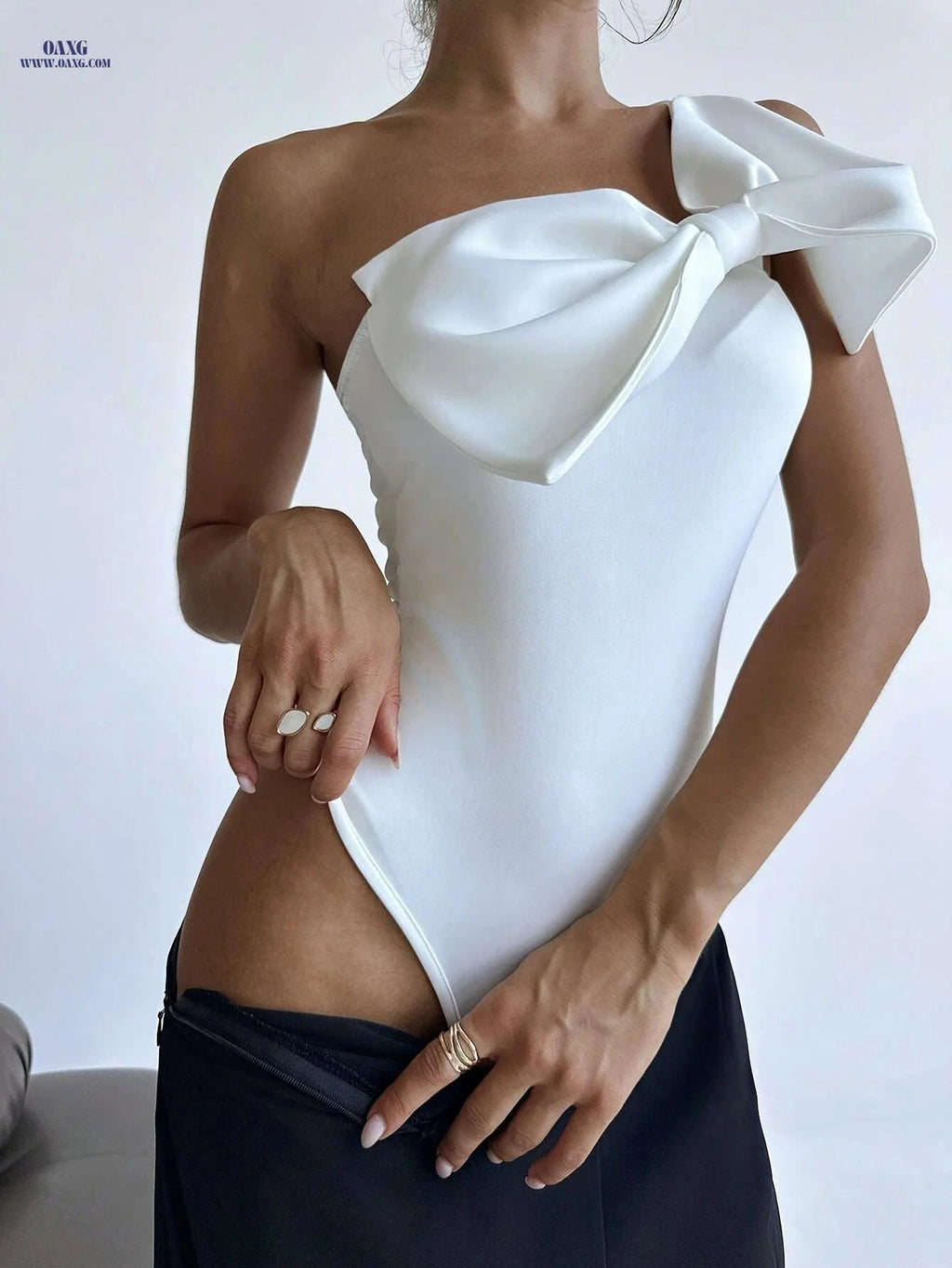 Elegant One-Shoulder Top for Women - Big Bow, All-Season Style   OAXG 